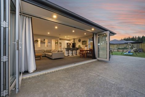 Photo of property in 7 Waimarie Street, Pegasus, 7612