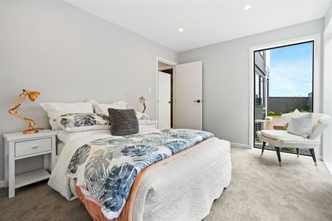 Photo of property in 5 Seawind Way, Hobsonville, Auckland, 0616