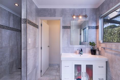 Photo of property in 2b Palm Grove, Waihi Beach, 3611