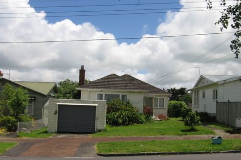 Photo of property in 31 Wright Road, Point Chevalier, Auckland, 1022