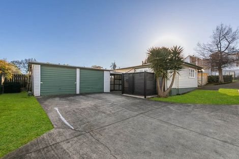 Photo of property in 90 Porchester Road, Papakura, 2110