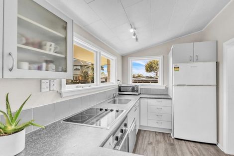 Photo of property in 34 Fenhall Street, Russley, Christchurch, 8042