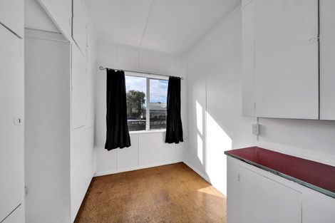 Photo of property in 12 Clive Street, Hawera, 4610