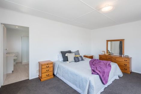 Photo of property in 115 Alexander Road, Raumati Beach, Paraparaumu, 5032