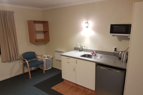 Photo of property in 33 Queen Street, Brighton, Dunedin, 9035