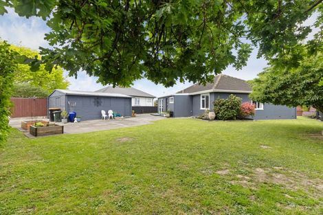Photo of property in 19 Battersea Place, Roslyn, Palmerston North, 4414