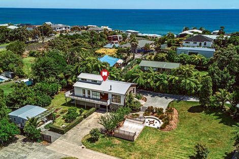 Photo of property in 18-22 Dixon Street, Oakura, 4314