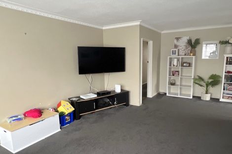 Photo of property in 6 Whitby Street, Burnside, Christchurch, 8053