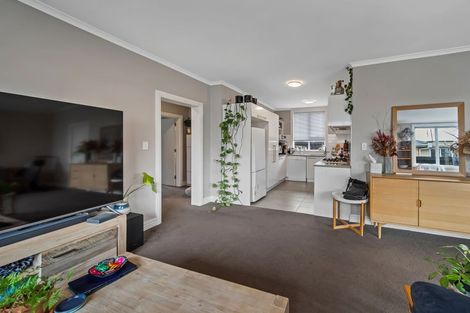 Photo of property in 251 Hills Road, Mairehau, Christchurch, 8013