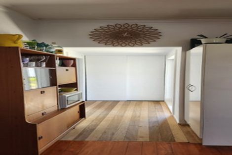 Photo of property in 11 Rimu Street, New Lynn, Auckland, 0600