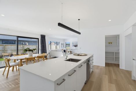 Photo of property in 14 Panama Crescent, West Melton, 7618