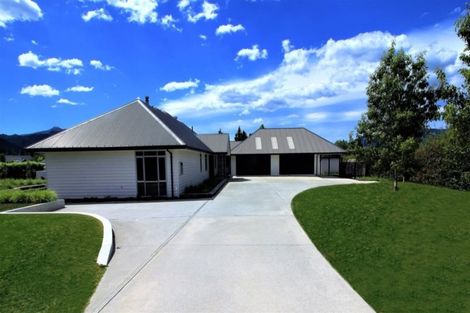 Photo of property in 6 Woodbank Road, Hanmer Springs, 7334