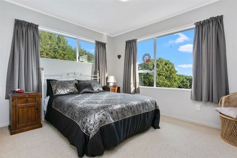 Photo of property in 8 Lauderdale Road, Papakowhai, Porirua, 5024