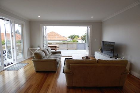 Photo of property in 3 Cochrane Road, Hobsonville, Auckland, 0616