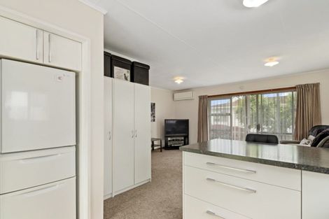 Photo of property in 2/165 Tahunanui Drive, Tahunanui, Nelson, 7011