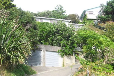 Photo of property in 82 Tannadyce Street, Strathmore Park, Wellington, 6022