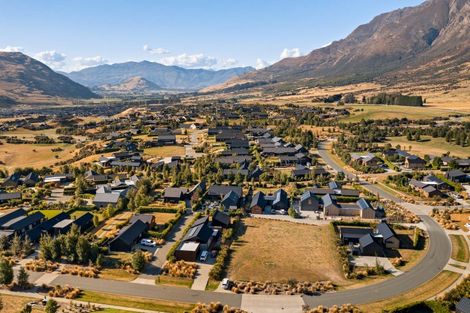 Photo of property in 24 Jacks Point Rise, Jacks Point, Queenstown, 9371