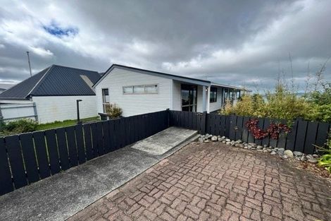 Photo of property in 48 Mulberry Street, Maungaraki, Lower Hutt, 5010