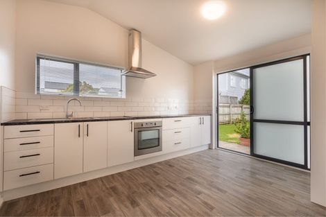 Photo of property in 27 Sladden Street, Naenae, Lower Hutt, 5011