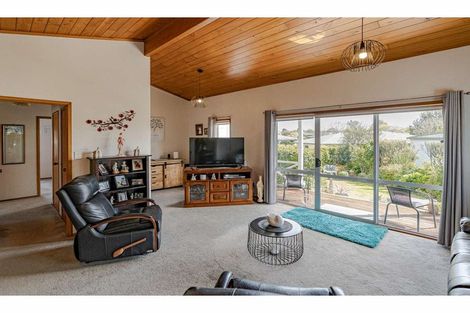 Photo of property in 24 Cannon Drive, Kerikeri, 0230