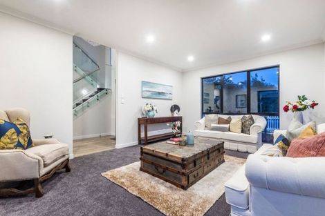 Photo of property in 5 Johns Creek Crescent, Silverdale, 0932