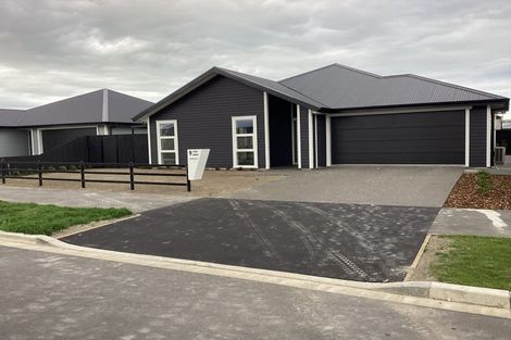 Photo of property in 9 Dan Street, Marshland, Christchurch, 8083
