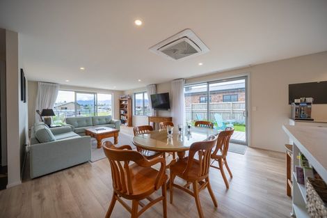 Photo of property in 61 Orbell Crescent, Te Anau, 9679