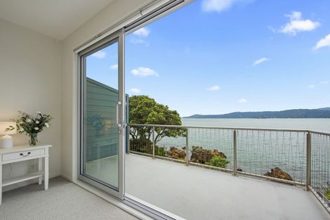 Photo of property in 3/363 Karaka Bay Road, Karaka Bays, Wellington, 6022