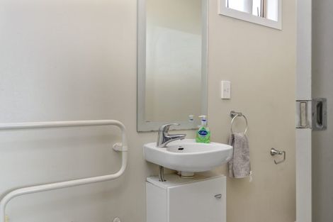 Photo of property in 41/64 Kawaha Point Road, Kawaha Point, Rotorua, 3010