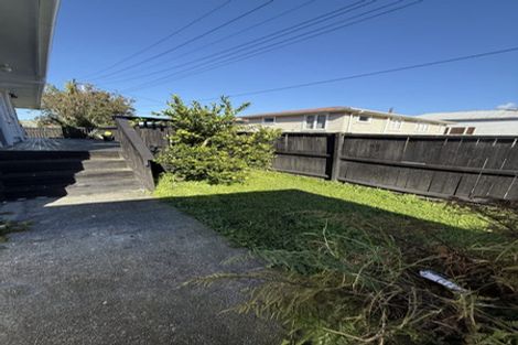 Photo of property in 19 Ribblesdale Road, Henderson, Auckland, 0612