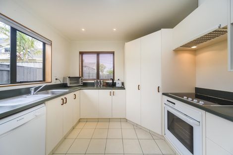 Photo of property in 4 Jensen Street, Hokowhitu, Palmerston North, 4410