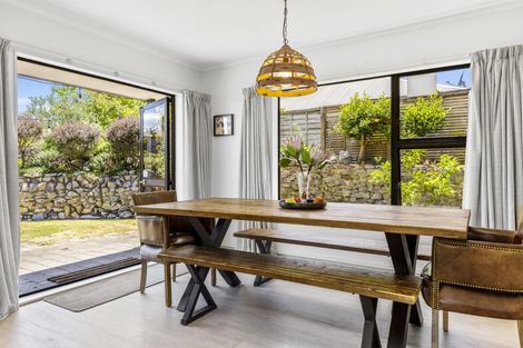 Photo of property in 83 Harvey Street, Waipahihi, Taupo, 3330