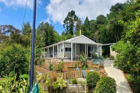 Photo of property in 12 Beach Street, Sandspit, Warkworth, 0982