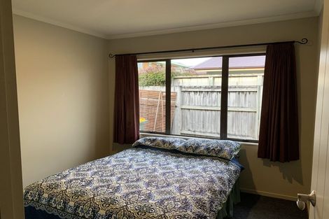 Photo of property in 2 Stratford Place, Huntington, Hamilton, 3210