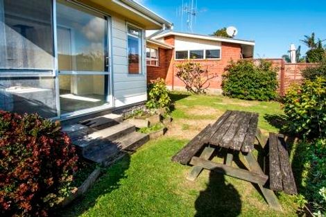Photo of property in 24 Cedar Grove, Matua, Tauranga, 3110