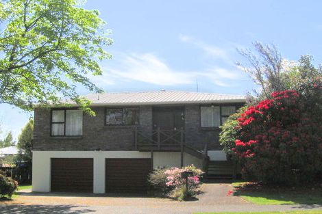 Photo of property in 2 Wychwood Crescent, Springfield, Rotorua, 3015