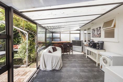 Photo of property in 9 Busby Place, Awapuni, Palmerston North, 4412