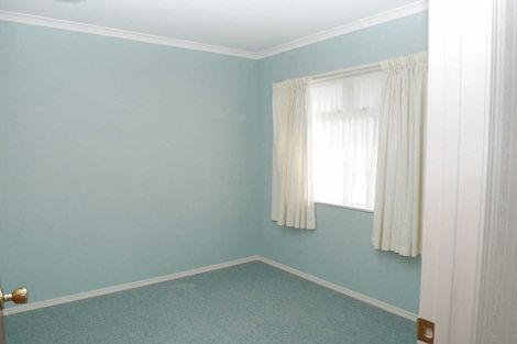 Photo of property in 9 Greenaway Road, Waikanae, 5036