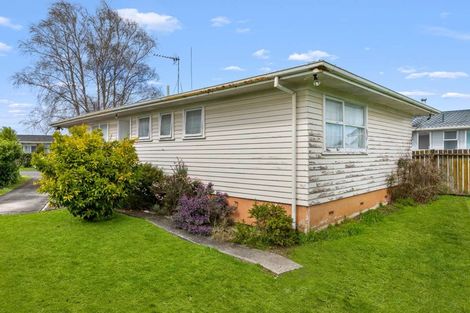 Photo of property in 8 Susan Place, Deanwell, Hamilton, 3206