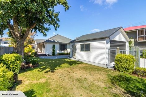 Photo of property in 12 Beckford Road, Saint Martins, Christchurch, 8022