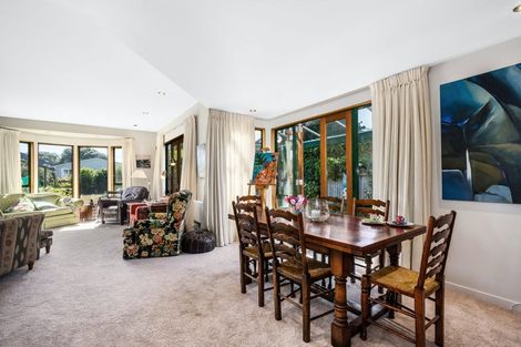 Photo of property in 34 Oroua Street, Eastbourne, Lower Hutt, 5013