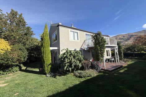 Photo of property in 10 Willowridge, Wanaka, 9305