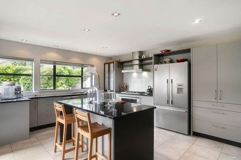 Photo of property in 7 Bronwylian Drive, Flat Bush, Auckland, 2016