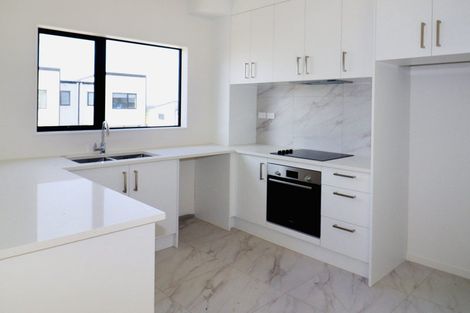 Photo of property in 9 Heketara Place, Papakura, 2110