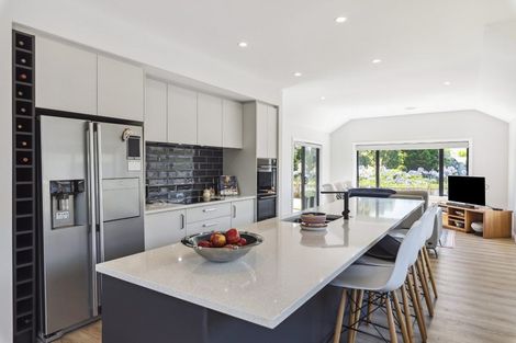 Photo of property in 176 Milne Drive, Paraparaumu, 5032