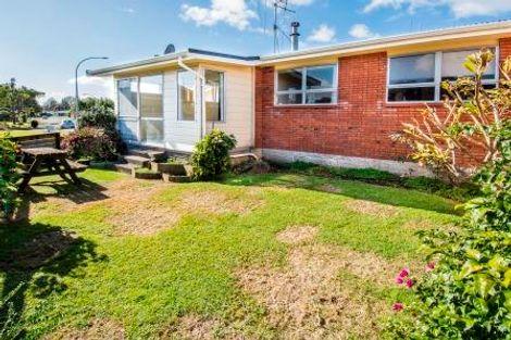 Photo of property in 24 Cedar Grove, Matua, Tauranga, 3110