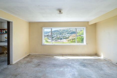 Photo of property in 13 Rembrandt Avenue, Tawa, Wellington, 5028