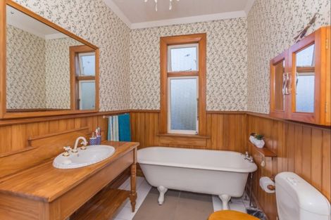 Photo of property in 27 Victoria Street, Foxton, 4814