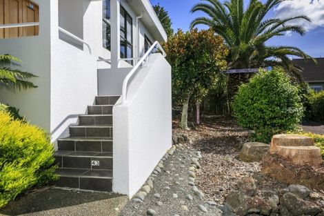 Photo of property in 43 Crestview Place, Browns Bay, Auckland, 0630