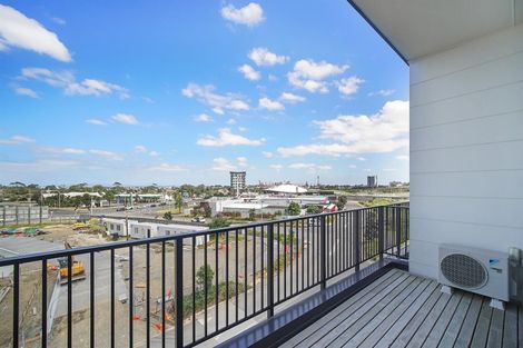 Photo of property in 6/2 Mahalo Avenue, Wiri, Auckland, 2104